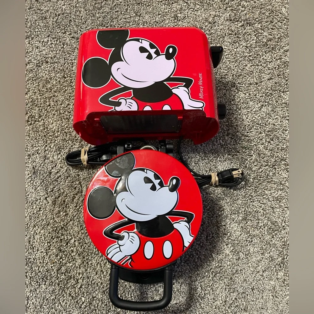 Disney Mickey Mouse Toaster and Waffle Maker 7.5 Inch 2-Slice Mickey Imprint 2PC